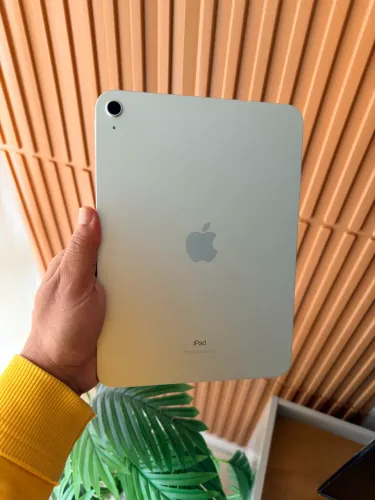 iPad 10