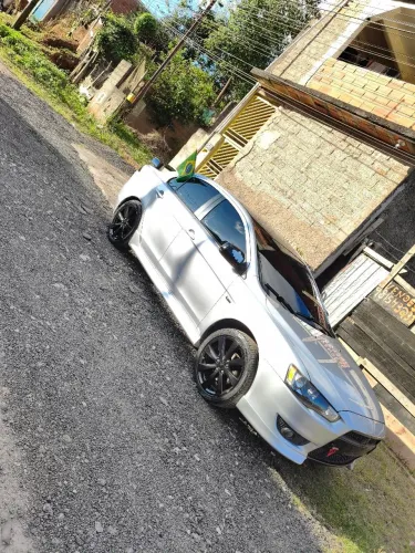Mitsubishi Lancer 2.0 16V 160cv Aut. 2013