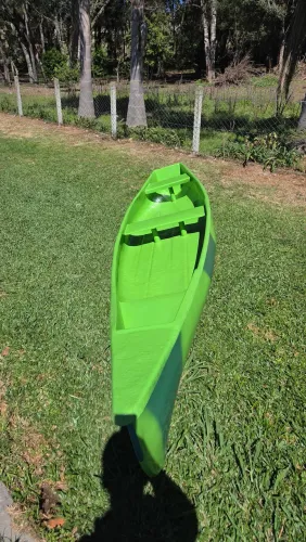 Canoa Canadense de Fibra