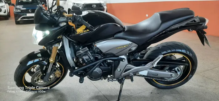 Honda HORNET CB 600F ABS PRETA 2010. WJ VEÍCULOS.