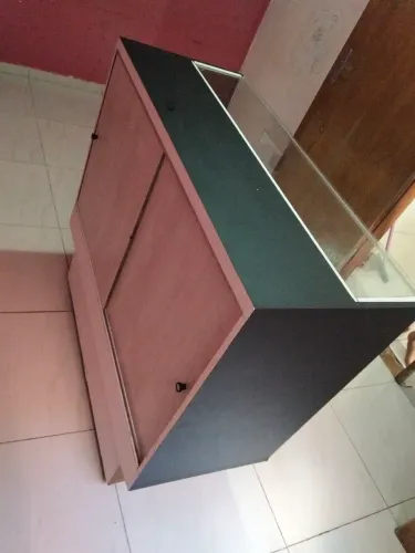 Balcão de vidro novíssimo