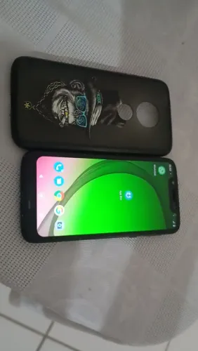 Motorola G7 play funcionando normalmente+ tem detalhes 