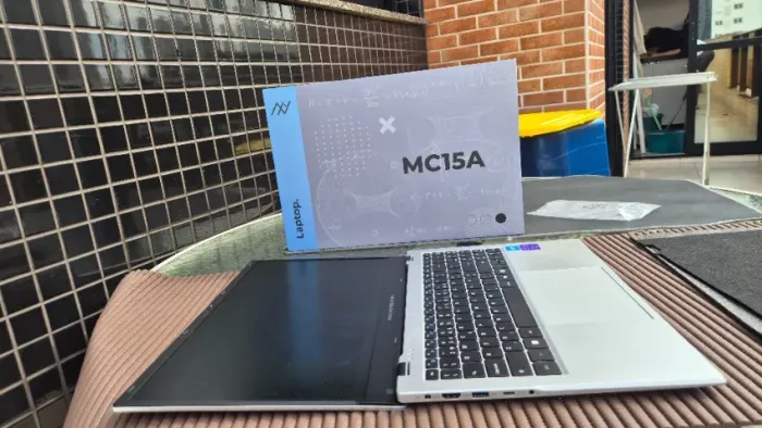 Notebook MC15A na garantia - 4GB DDR4 CPU Intel N100 SSD M.2 128GB Wi-fi 5 Full HD 15.6