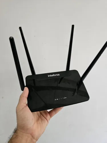 Roteador ac 1200 intelbras 5g / 2.4g funcionando perfeitamente