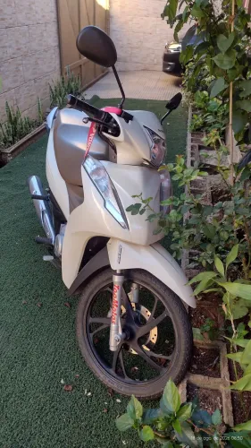 Honda biz muito Nova