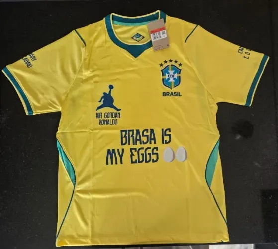 Camisa Seleção Brasil Copa - Zoeira "Brasa is my Eggs" 