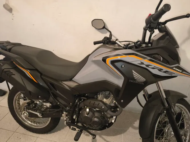 Xre190 com 275 km ano 2026 21.000 de entrada + 6 1200 reais