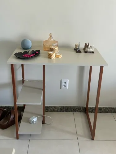 Vendo aparador de sala