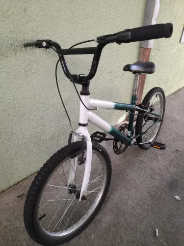 Bicicleta BMX aro 20