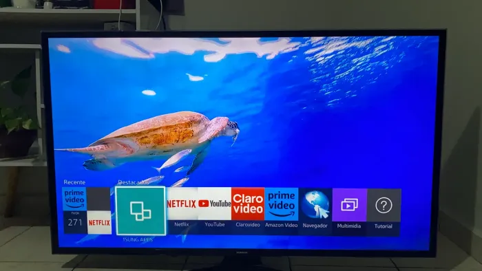 Tv smart Samsung 50 polegadas sem detalhes