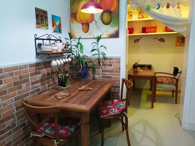 Casa de vila para aluguel tem 60 metros quadrados com 1 quarto em Botafogo - Rio de Janeir