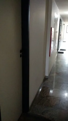 Excelente sala em dois ambientes na Pituba. Agende sua visita