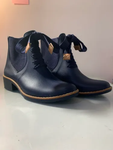 Bota cano baixo Colcci - Tamanho 35/6