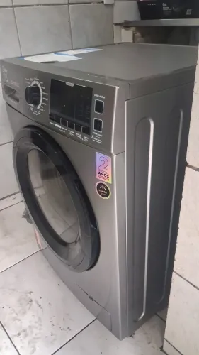 Máquina de lavar e secar