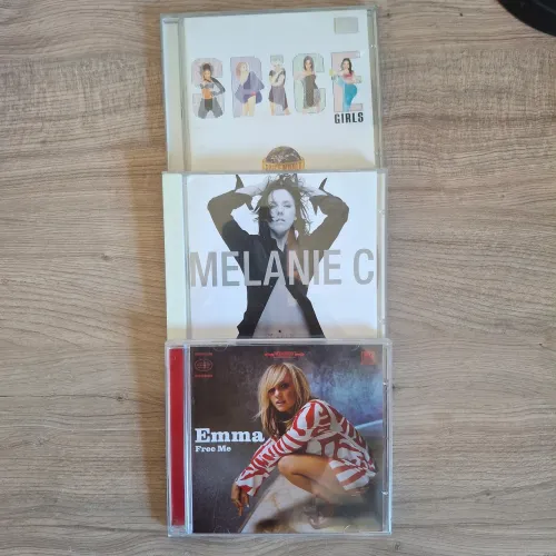 Kit 3 cd's Spice girls,  Emma Bunton,  Melanie C, Melanie B , Victoria Beckham 