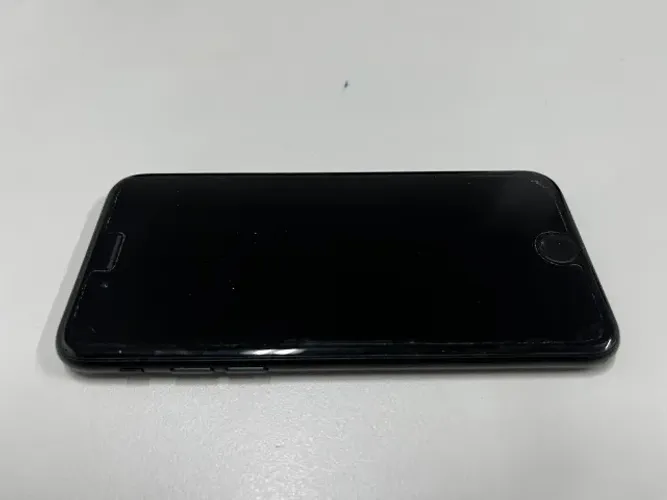 iPhone SE 2 64 GB