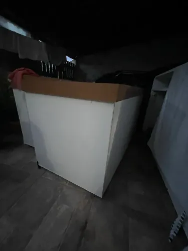 Balcão para proteção de freezer