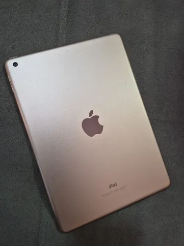 iPad 6a Geração 32gb Dourado