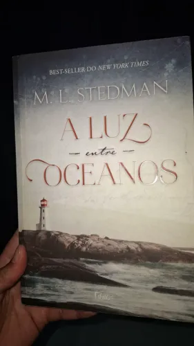 A Luz Entre Oceanos - M. L. Stedman