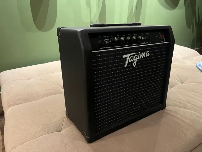 Cubo amplificador guitarra Tagima Black Fox 50