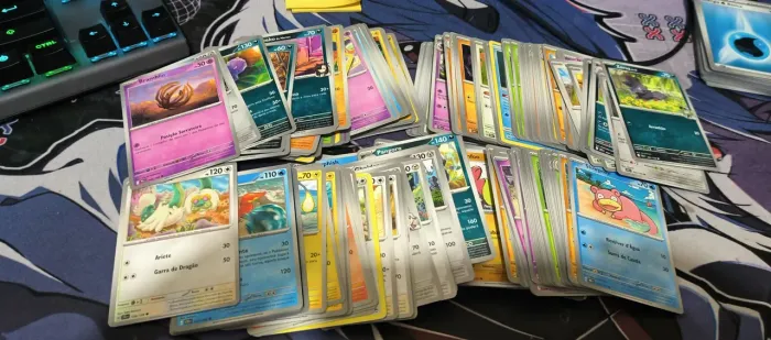 Lote cartas pokemon (cerca de 372 unidades)