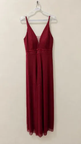 Vestido de festa vinho