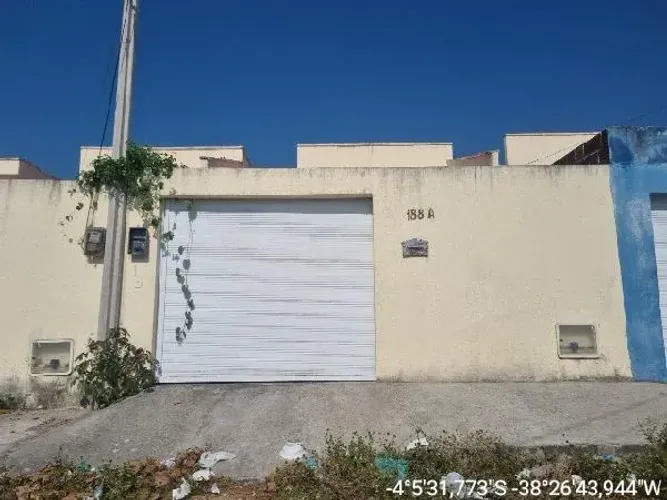 Imóvel selecionado Caixa Casa no Centro, Horizonte - CE, Nº 188A, 2 quartos, 1 vaga, 231m