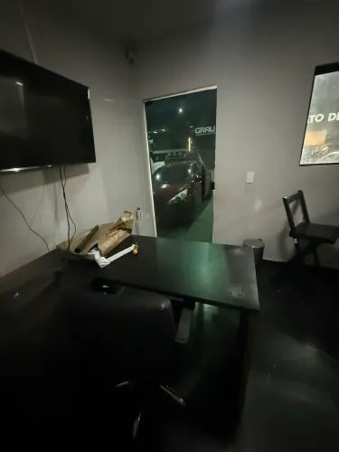 Alugo sala Comercial dentro de lava jato