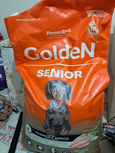 Vendo ração 10k de ração Golden senior frango