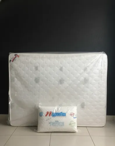 Colchão e travesseiro nipponflex novo na embalagem