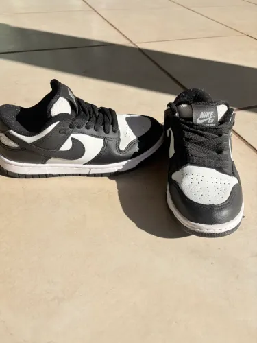 Tênis feminino Nike dunk low panda
