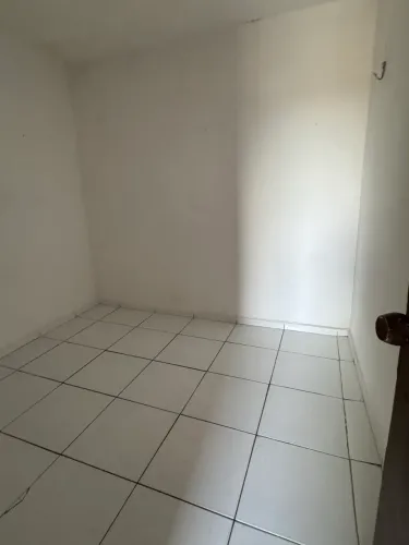 Aluga casa