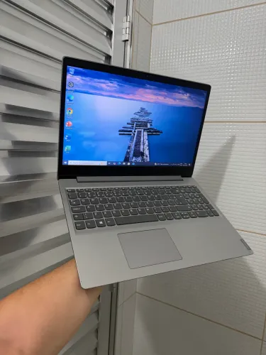 Notebook Lenovo Core i5 Placa de vídeo