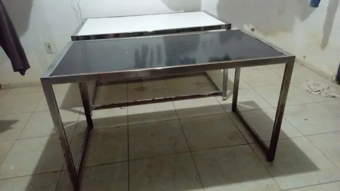 Mesa de jantar 6 lugares vendo separadas 