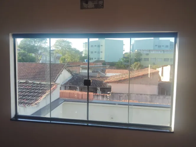 Janela Blindex 2,00 x 1,10m em Alumínio Preto - Excelente Estado