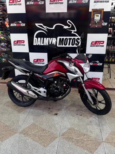 Titan 160.  vendo troco cartão financio 48x