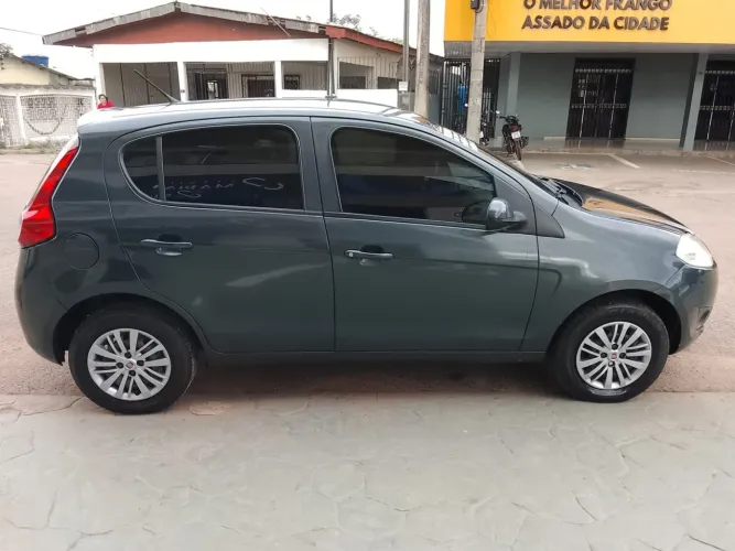 Fiat Palio Attractive 1.0 EVO Fire Flex 8V 5P 2014