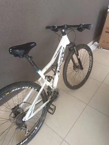 Bike aro 29 full toda deore para trilha