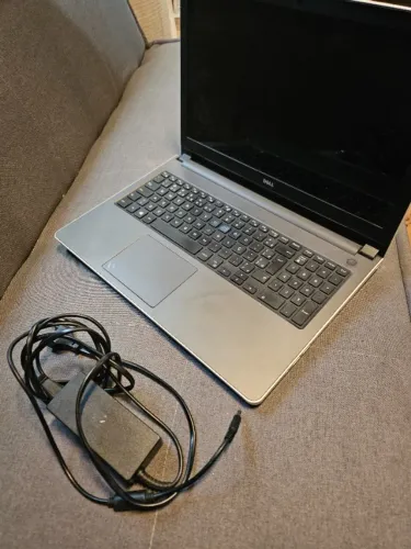 NOTEBOOK DELL INSPIRON 5566 - CORE i7 / 8GB RAM / SSD 240GB
