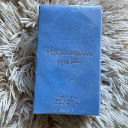 Perfume light blue masculino - lacrado 