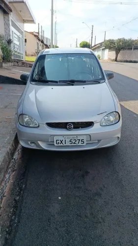 Chevrolet Corsa Super 1.0 MPFI 16V 5P 2001