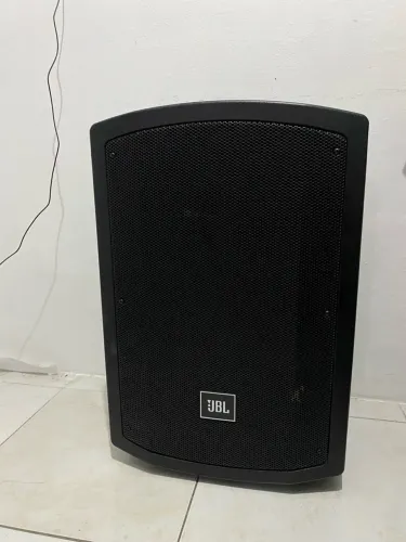 Caixa de Som Ativa JBL JS-15BT 15? Bluetooth 200W RMS + Cabo de Força