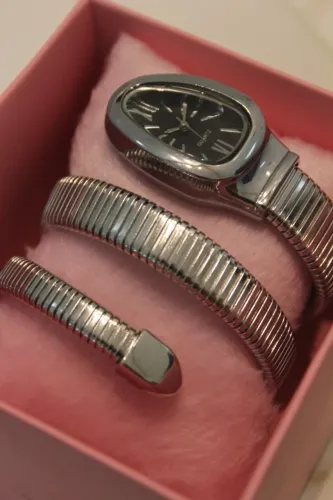 RELOGIO FEMININO ESTILO PULSEIRA PRATEADO