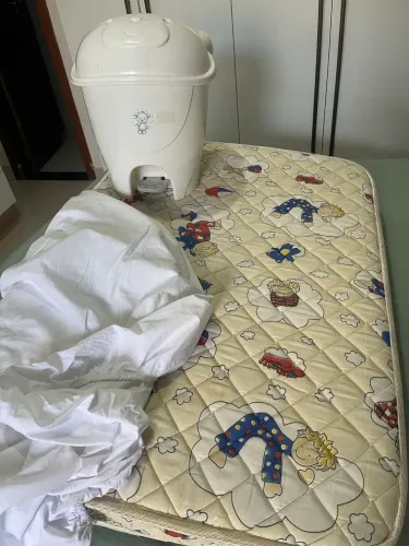 Kit colchão, capa e cesto roupa infantil