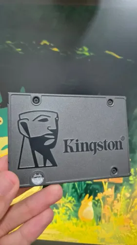 Kingston 480GB SATA (99% saúde)