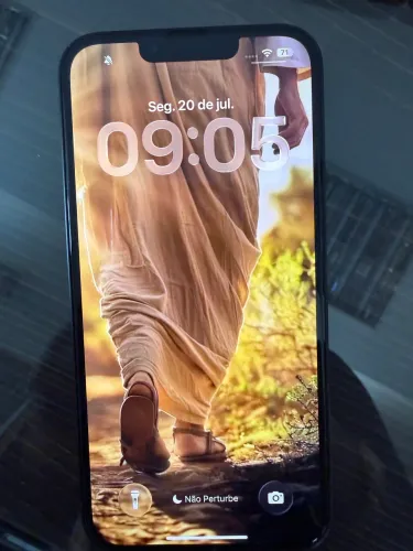 iPhone 16e