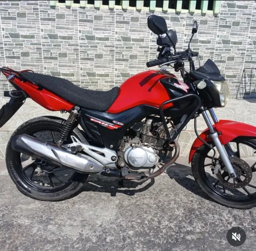 PARA ALUGAR Honda cg 240,00  semanal