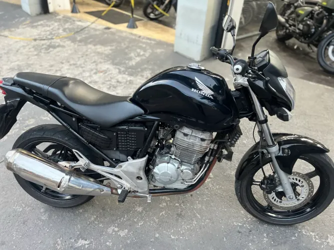 Cb300 revisada