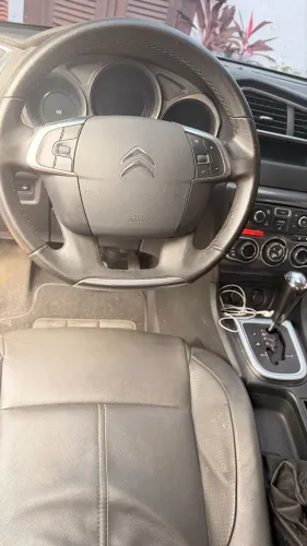 Citroen C4 Lounge Exclusive 2.0 Flex 4P Aut. 2014