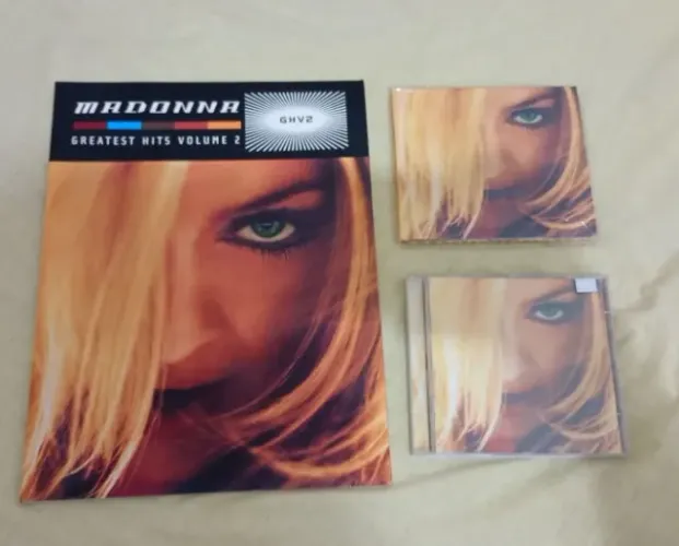 Madonna GHV2 Book + GHV2 Digibook + GHV2 CD